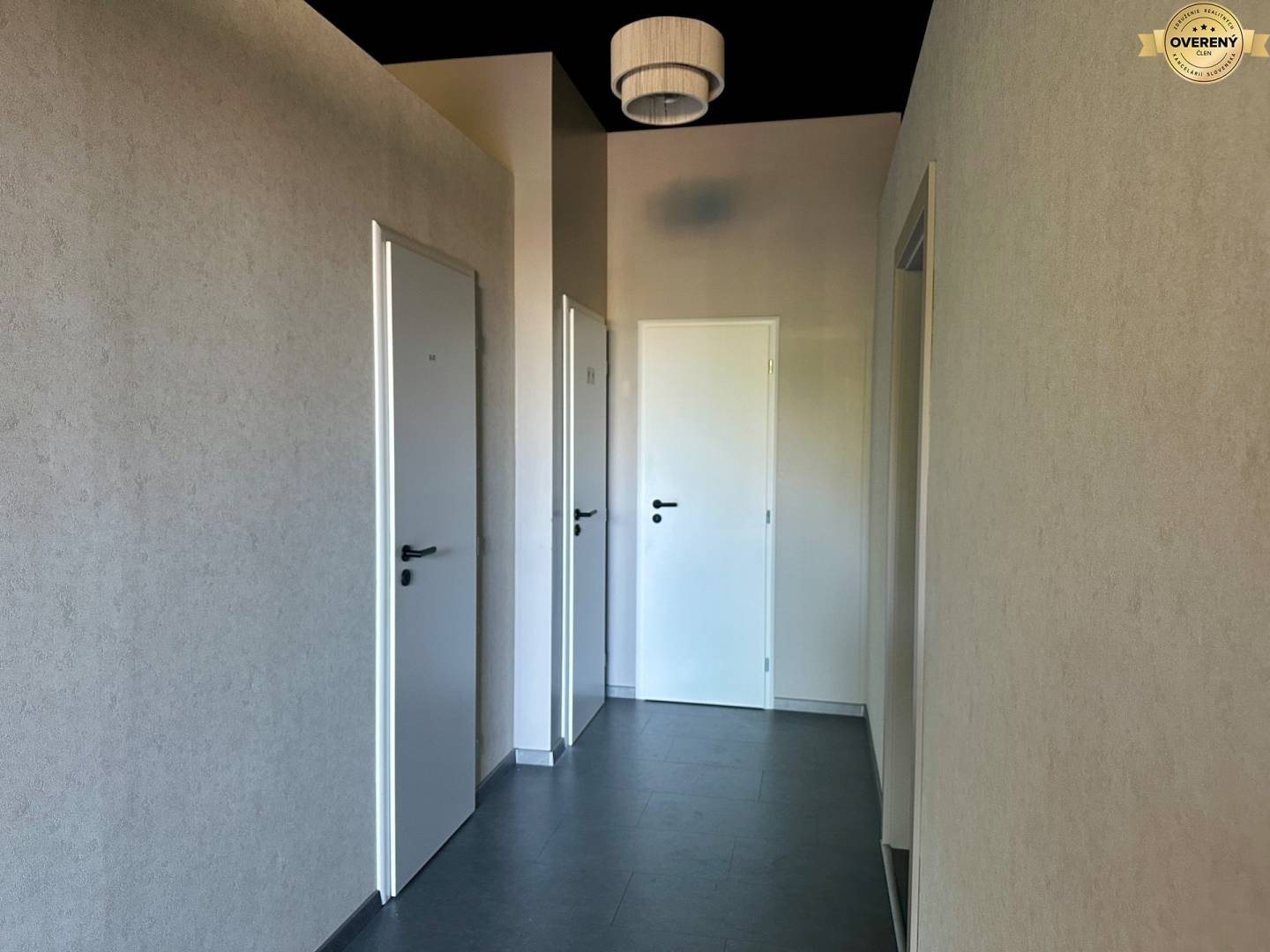 Jarabinky_obchodnypriestor_Bratislava_Nivy_nehnutelnosti_prenajom_ViNireal