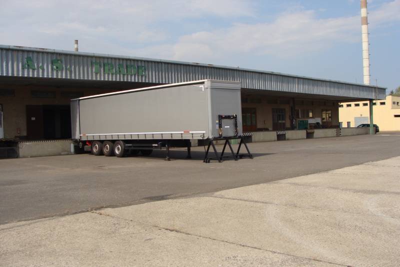 obchodny_priestor_sklady_Pribenik_logistika_ViNireal_nehnutelnosti