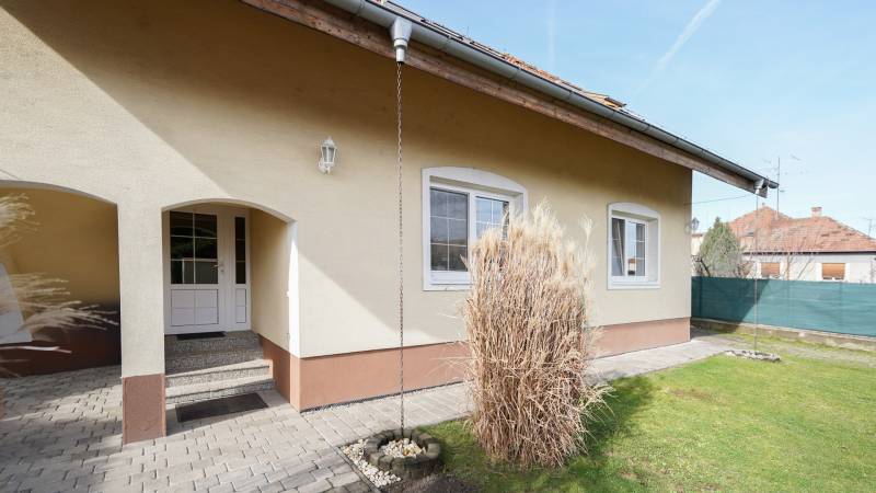 predaj_rodinnydom_senec_nehnutelnosti_vinireal