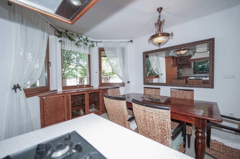 predaj_Rovinka_rodinnydom_nehnutelnosti_reality_Bratislava_vila