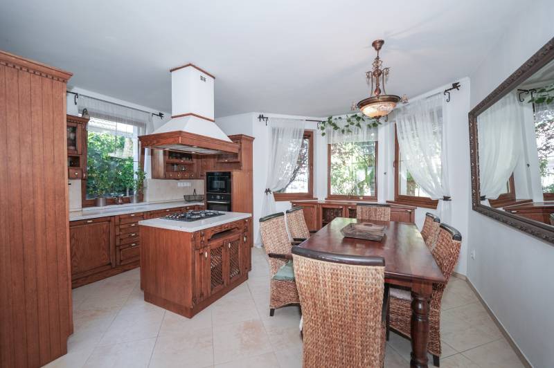 predaj_Rovinka_rodinnydom_nehnutelnosti_reality_Bratislava_vila